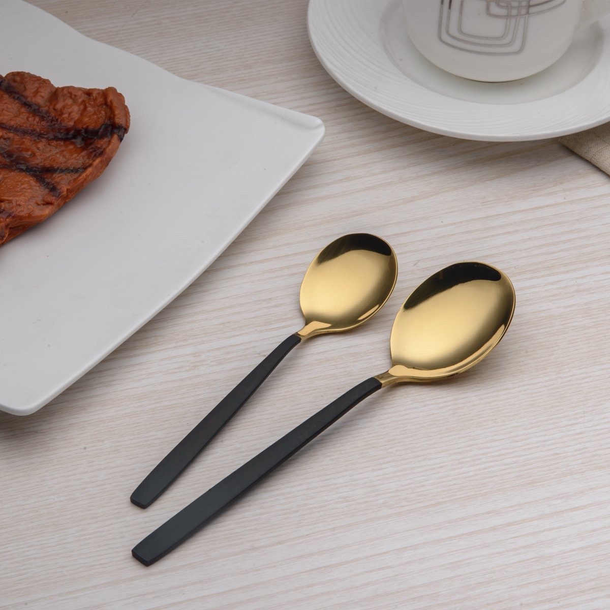 berglander-cutlery-set-besteck-24-tlg-schwarz-gold-f-r-6 image 5