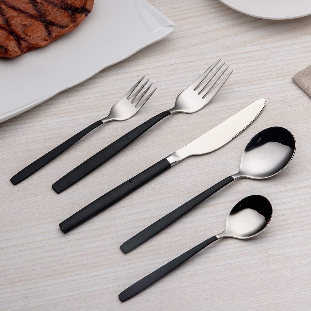 berglander-cutlery-set-besteckset-30-teilig-schwarz-silber-6-pers image 3