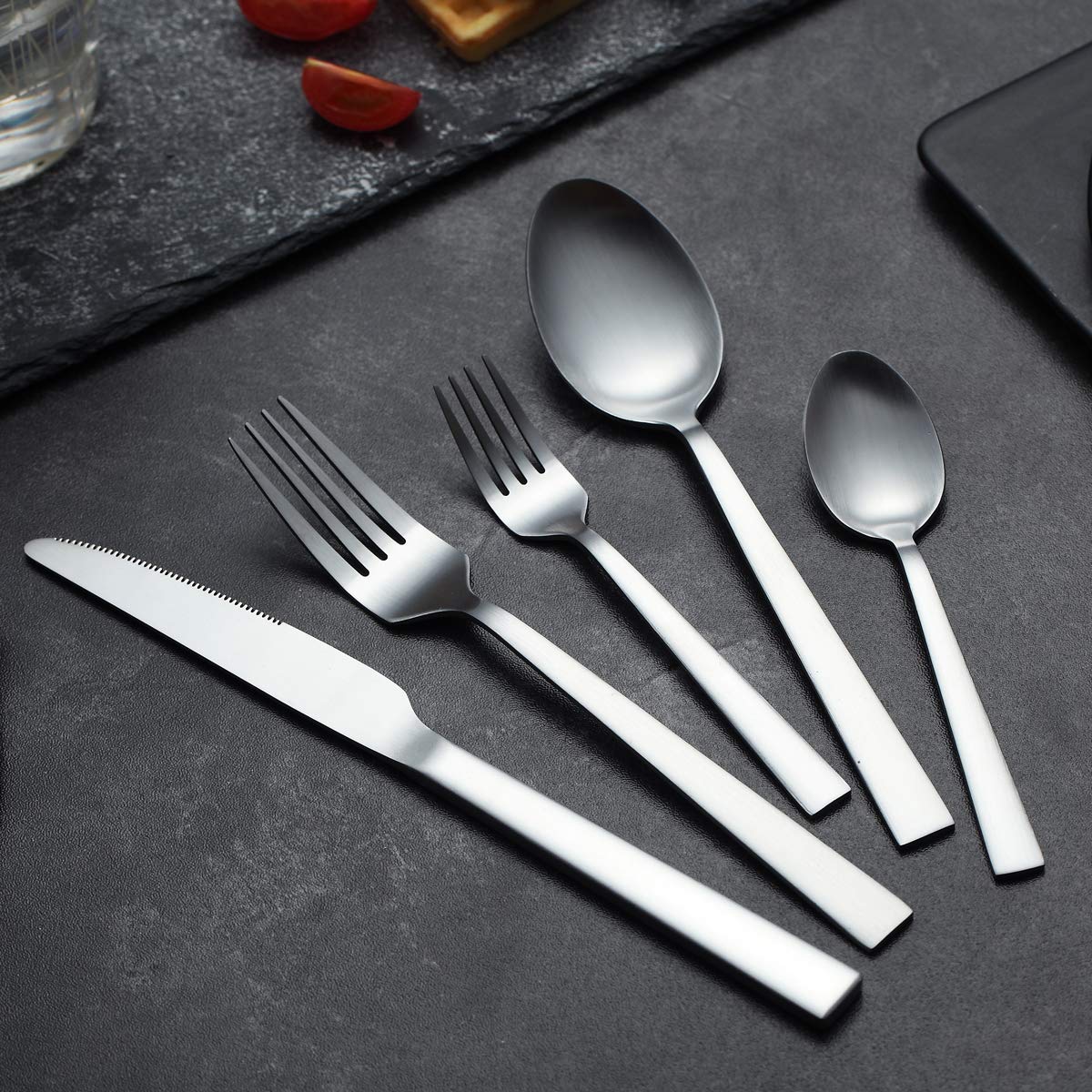 berglander-cutlery-set-30-tlg-matt-schwarz-f-r-6-personen-edelstahl image 2